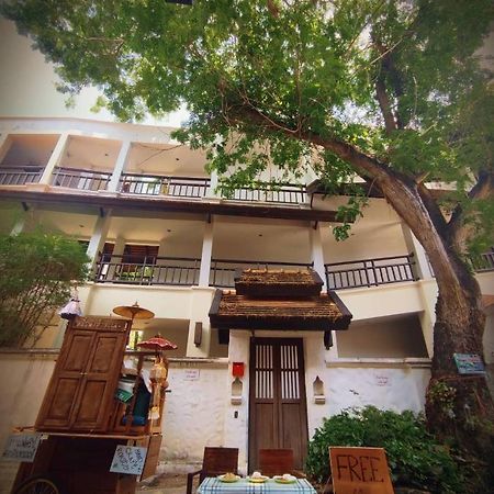 La Maison Verte Hostel เชียงใหม่ ภายนอก รูปภาพ